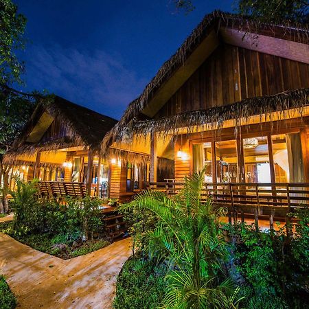 Bora Bora Villa Phuket Chalong Eksteriør billede