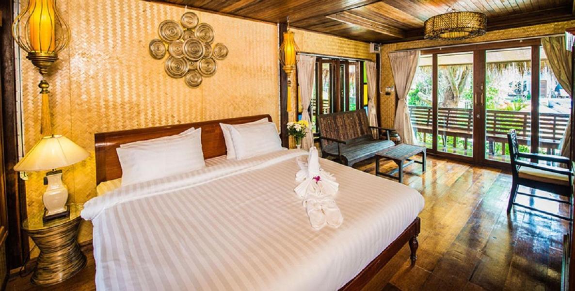 Bora Bora Villa Phuket Chalong Eksteriør billede