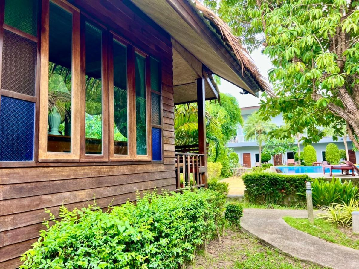 Bora Bora Villa Phuket Chalong Eksteriør billede