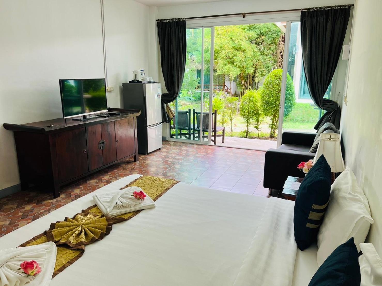 Bora Bora Villa Phuket Chalong Eksteriør billede