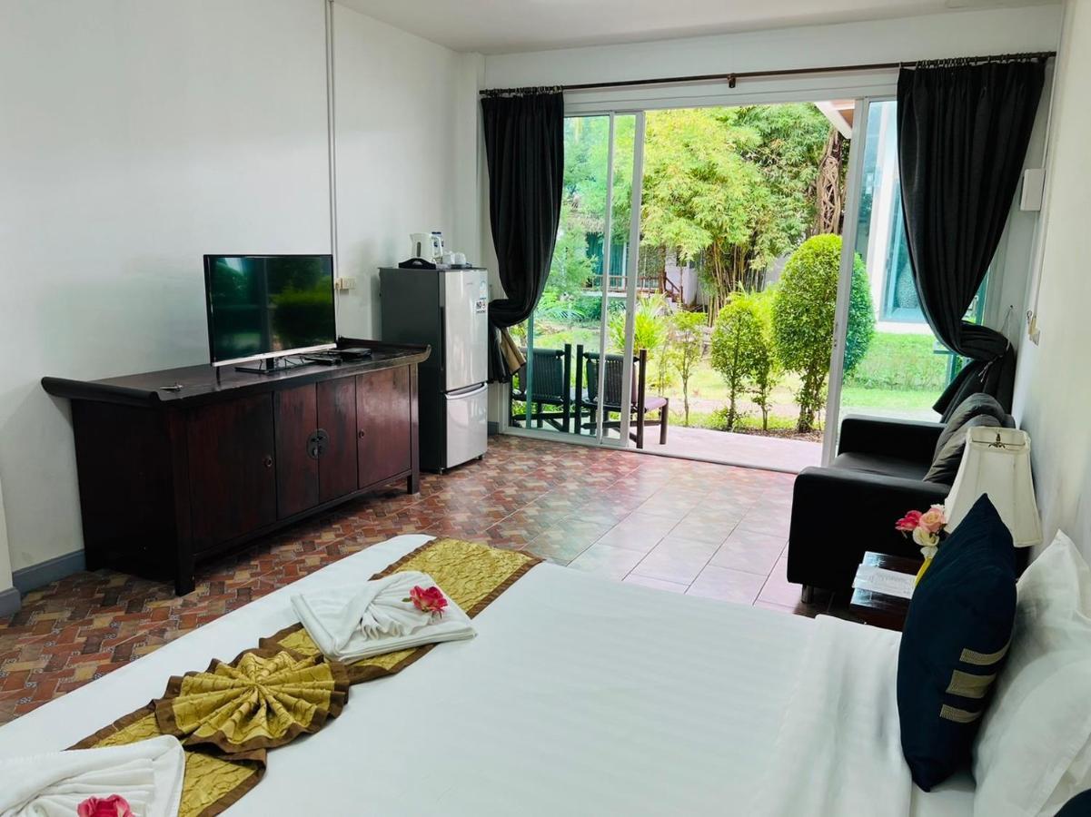 Bora Bora Villa Phuket Chalong Eksteriør billede